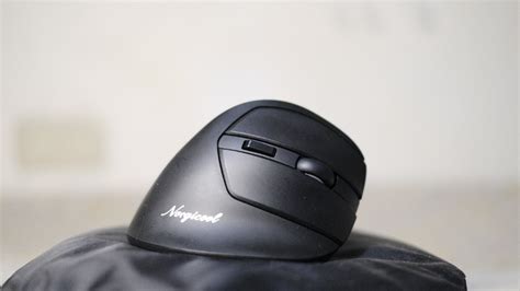 Norgicool Vertical Trackball Mouse (Wireless) .